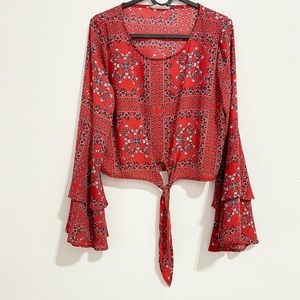 Pre-loved! ALTAR’D STATE Bell Sleeves Tie Front Crop Top!